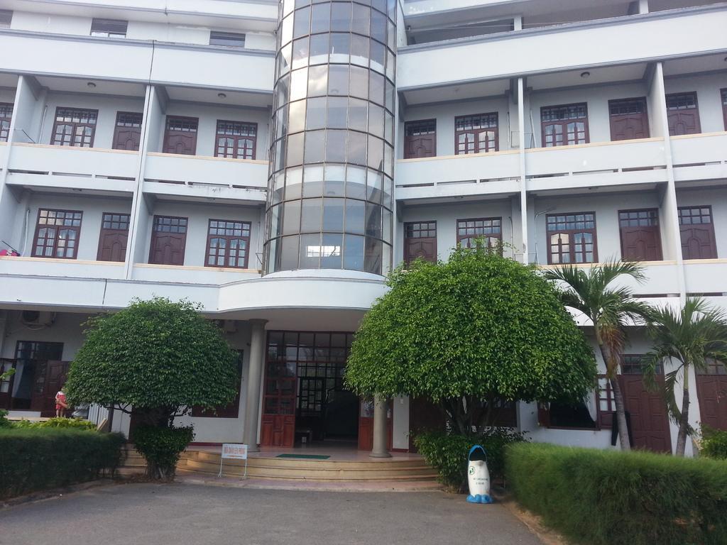 Hoang Oanh Motel 롱하이 외부 사진