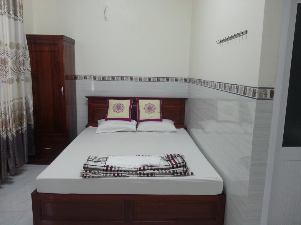 Hoang Oanh Motel 롱하이 외부 사진